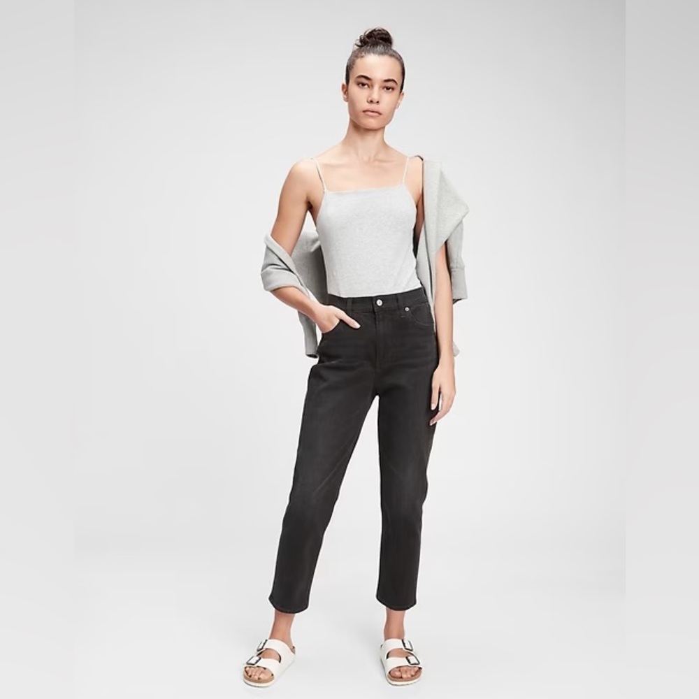 Gap Sky High Rise Mom Jeans with Washwell